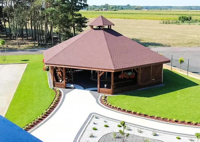 Bialy Dwor Bed & Breakfast Rychwal