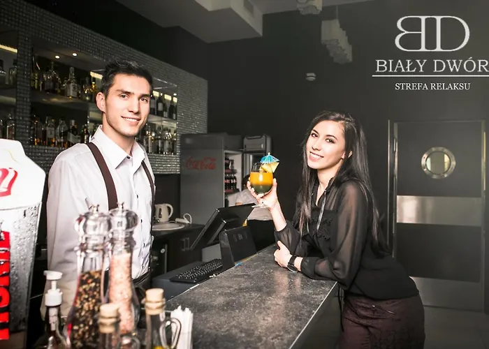 Bed & Breakfast Bialy Dwor 4*